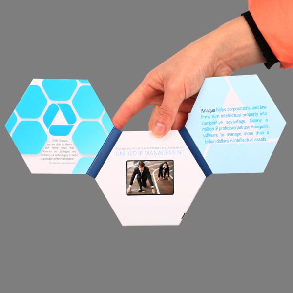 Video brochure hexagonal 2,4"